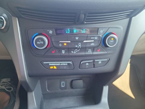 Used 2019 Ford Escape SEL AWD/4WD image 33