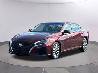 Used 2025 Nissan Altima 2.5 SV FWD video 1
