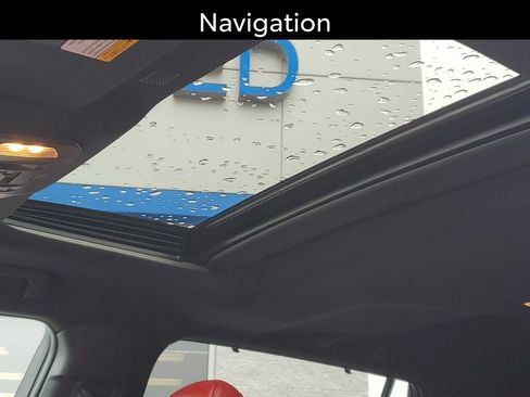 Used 2022 Toyota Highlander XSE image 7