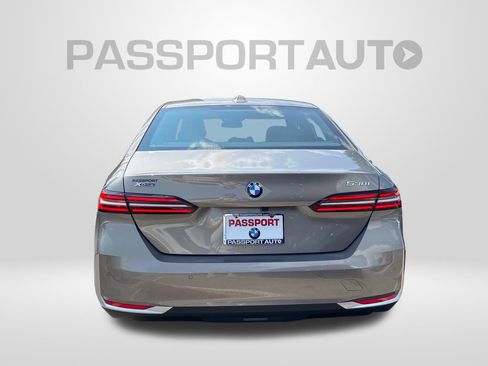 New 2027 BMW 530i xDrive w/ Premium Package AWD/4WD image 5