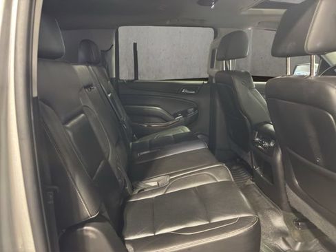 Used 2016 GMC Yukon XL SLT w/ Open Road Package AWD/4WD image 23