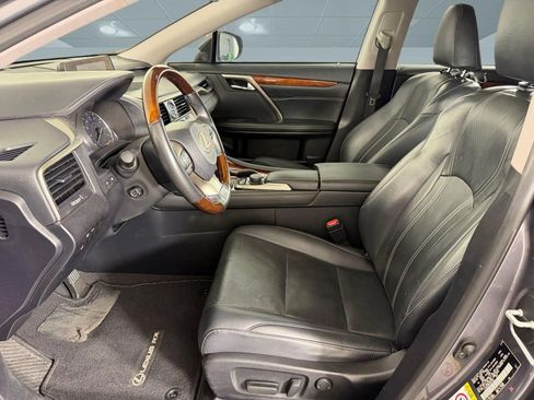 Used 2019 Lexus RX 350L FWD w/ Premium Package image 5