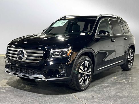 New 2026 Mercedes-Benz GLB 250 4MATIC image 7
