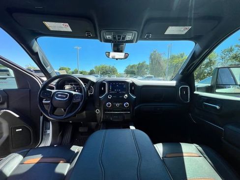 Used 2023 GMC Sierra 3500 AT4 w/ AT4 Premium Plus Package AWD/4WD image 12