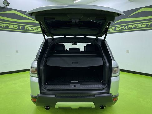 Used 2017 Land Rover Range Rover Sport HSE image 9