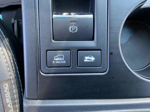 Used 2018 Subaru Outback 2.5i Limited AWD/4WD image 37
