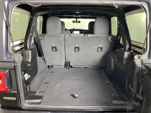 Used 2021 Jeep Wrangler Unlimited Sport image 30