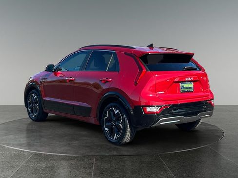 Used 2023 Kia Niro Wave w/ Wave Preserve Package FWD image 7