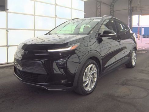 Used 2023 Chevrolet Bolt EUV LT image 1