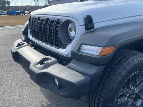 New 2026 Jeep Wrangler Unlimited Sport AWD/4WD image 13