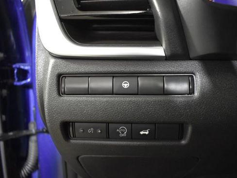 Used 2023 Nissan Rogue Platinum AWD/4WD image 14