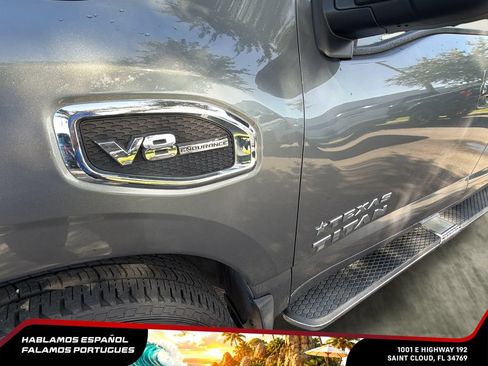 Used 2017 Nissan Titan SV RWD image 34