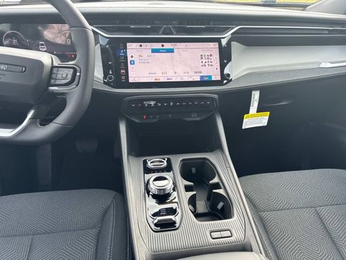 New 2026 Jeep Cherokee Laredo AWD/4WD image 19