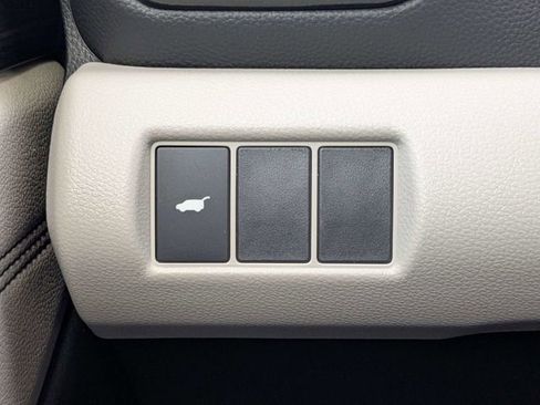 New 2026 Honda Pilot Touring image 22