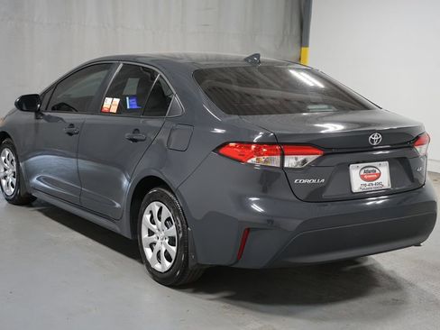Used 2026 Toyota Corolla LE FWD image 6