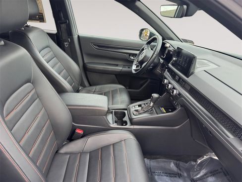 Used 2025 Honda CR-V Sport-L image 15