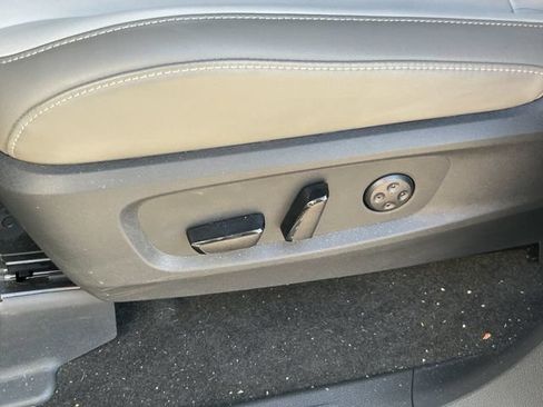 Used 2026 INFINITI QX60 Luxe w/ Cargo Package FWD image 23