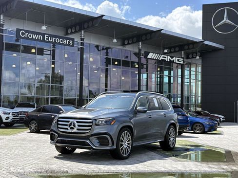 Certified 2025 Mercedes-Benz GLS 450 4MATIC image 1