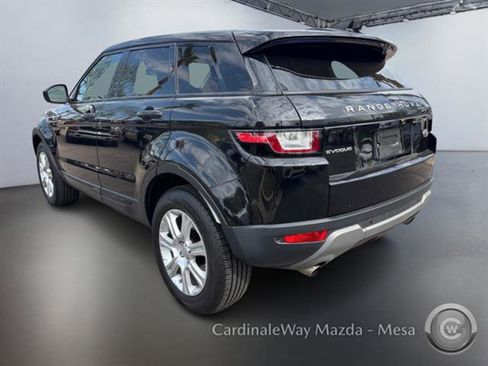 Used 2019 Land Rover Range Rover Evoque SE image 6