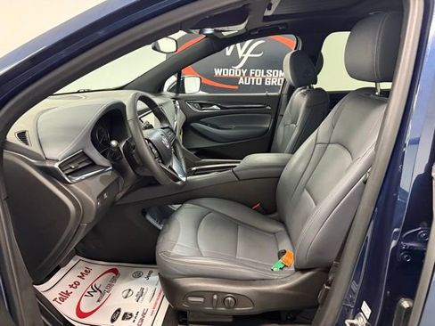 Used 2022 Buick Enclave Essence w/ Experience Buick Package image 11