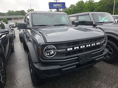 Used 2025 Ford Bronco Big Bend AWD/4WD image 2