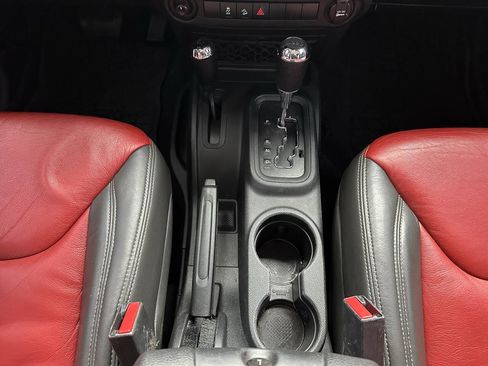 Used 2017 Jeep Wrangler Unlimited Sport w/ Quick Order Package 24S image 17