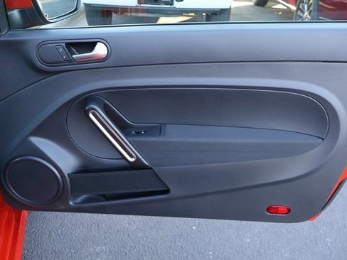 Used 2019 Volkswagen Beetle 2.0T S image 16