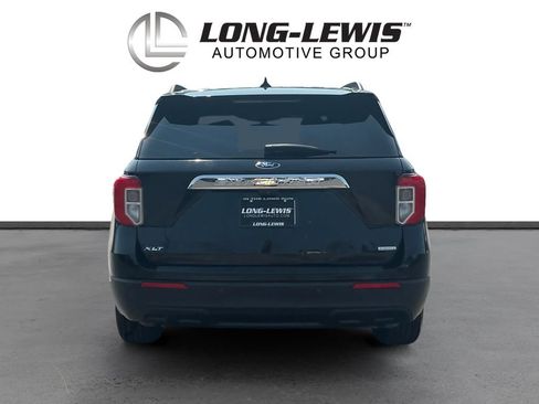Used 2020 Ford Explorer XLT w/ Comfort Package RWD image 5