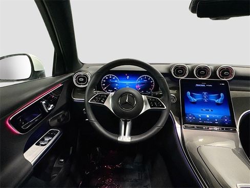 Certified 2025 Mercedes-Benz GLC 300 GLC 300 image 24