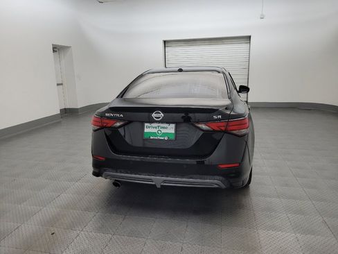 Used 2022 Nissan Sentra SR w/ SR Premium Package FWD image 7
