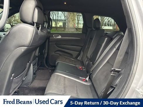 Used 2018 Jeep Grand Cherokee Altitude image 13
