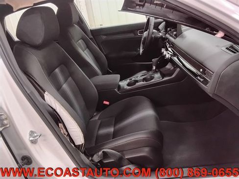 Used 2025 Honda Civic Sport image 14
