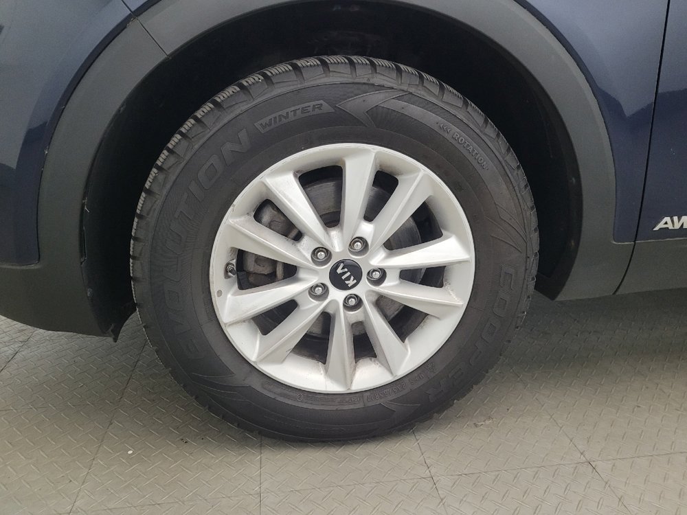 Used 2019 Kia Sorento AWD w/ LX Convenience Package image 31