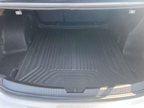 Used 2025 Chevrolet Malibu LT w/ LPO, Floor Liner Package FWD image 10