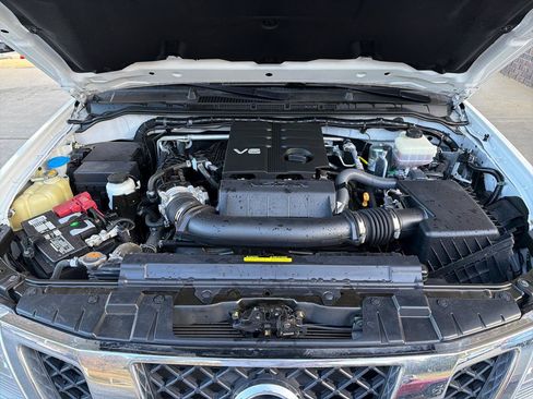 Used 2020 Nissan Frontier SV RWD image 30