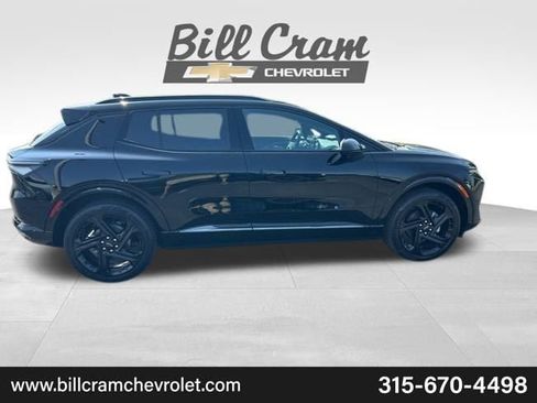 New 2025 Chevrolet Equinox EV RS image 36