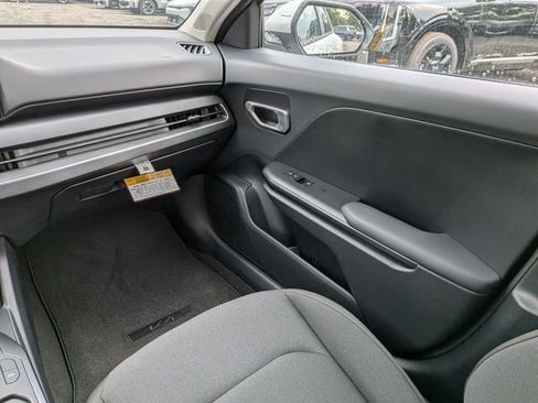New 2026 Kia K4 FWD image 18