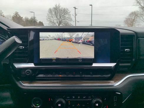 Used 2024 Chevrolet Silverado 1500 LT Trail Boss w/ Protection Package image 27