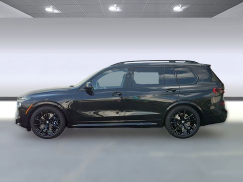 New 2026 BMW X7 xDrive40i w/ Executive Package AWD/4WD image 2