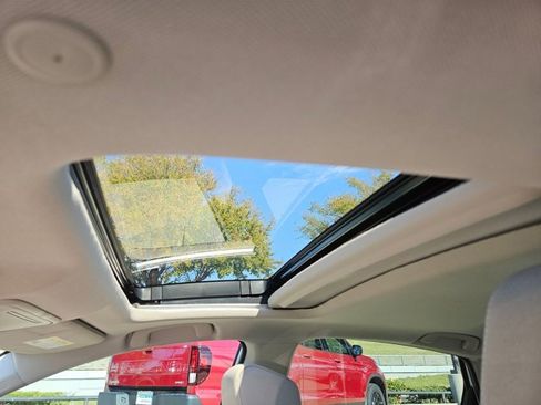 Used 2024 Honda Accord EX image 17