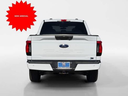Used 2023 Ford F150 Lightning XLT image 4
