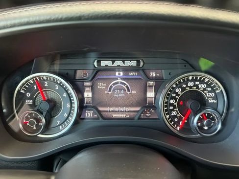 Used 2023 RAM 1500 Laramie AWD/4WD image 19