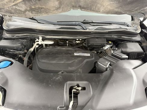 Used 2016 Honda Pilot Touring image 6