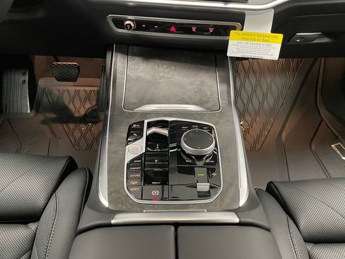 New 2026 BMW X7 xDrive40i image 9