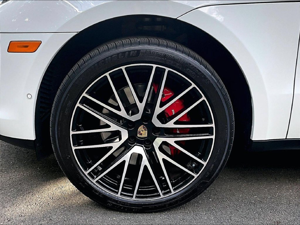 Certified 2026 Porsche Macan S AWD/4WD image 14