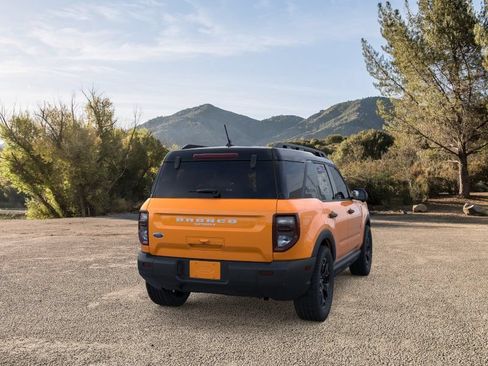 New 2026 Ford Bronco Sport Outer Banks w/ Outer Banks Tech Package+ AWD/4WD image 38