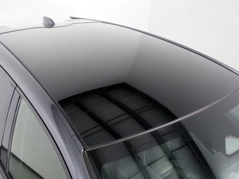 Used 2023 Lexus RZ 450e Premium image 4