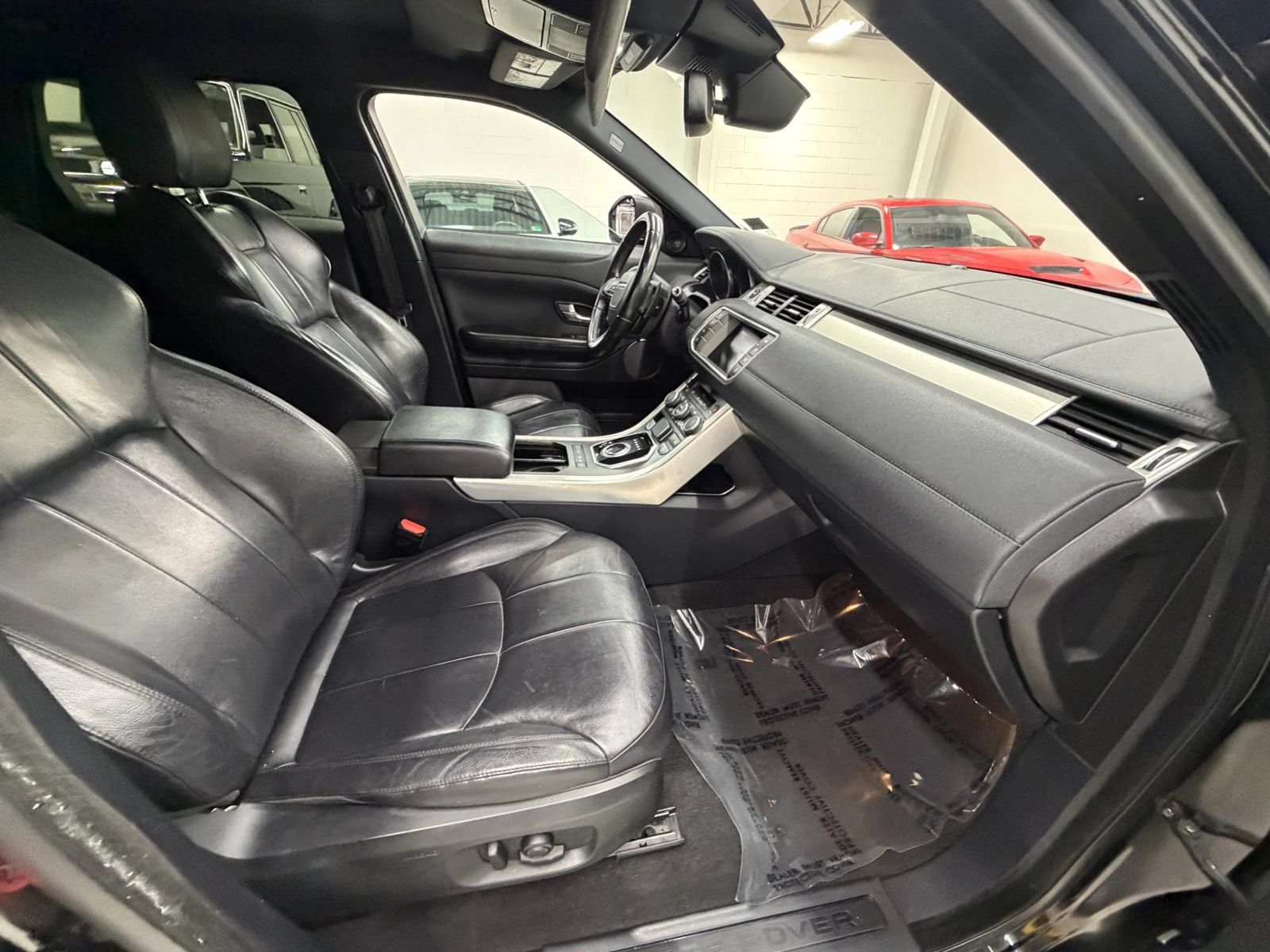 Used 2016 Land Rover Range Rover Evoque SE AWD/4WD image 21