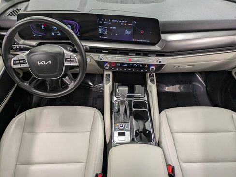 Certified 2024 Kia Telluride S w/ S Sunroof Package image 22