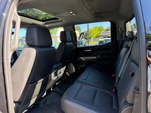 Used 2021 Chevrolet Silverado 1500 LTZ w/ LTZ Premium Package AWD/4WD image 27